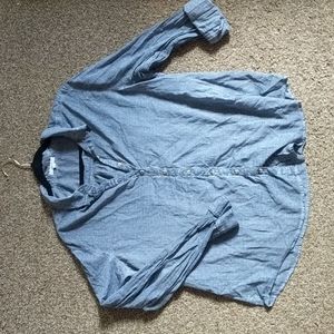 star print button down